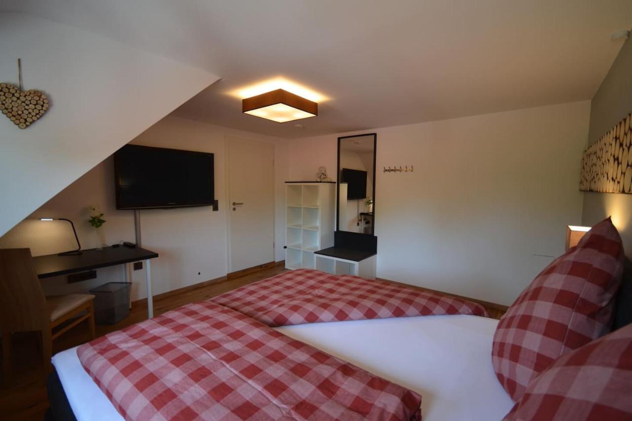 Apartment Keuerleber Holzmaden Εξωτερικό φωτογραφία